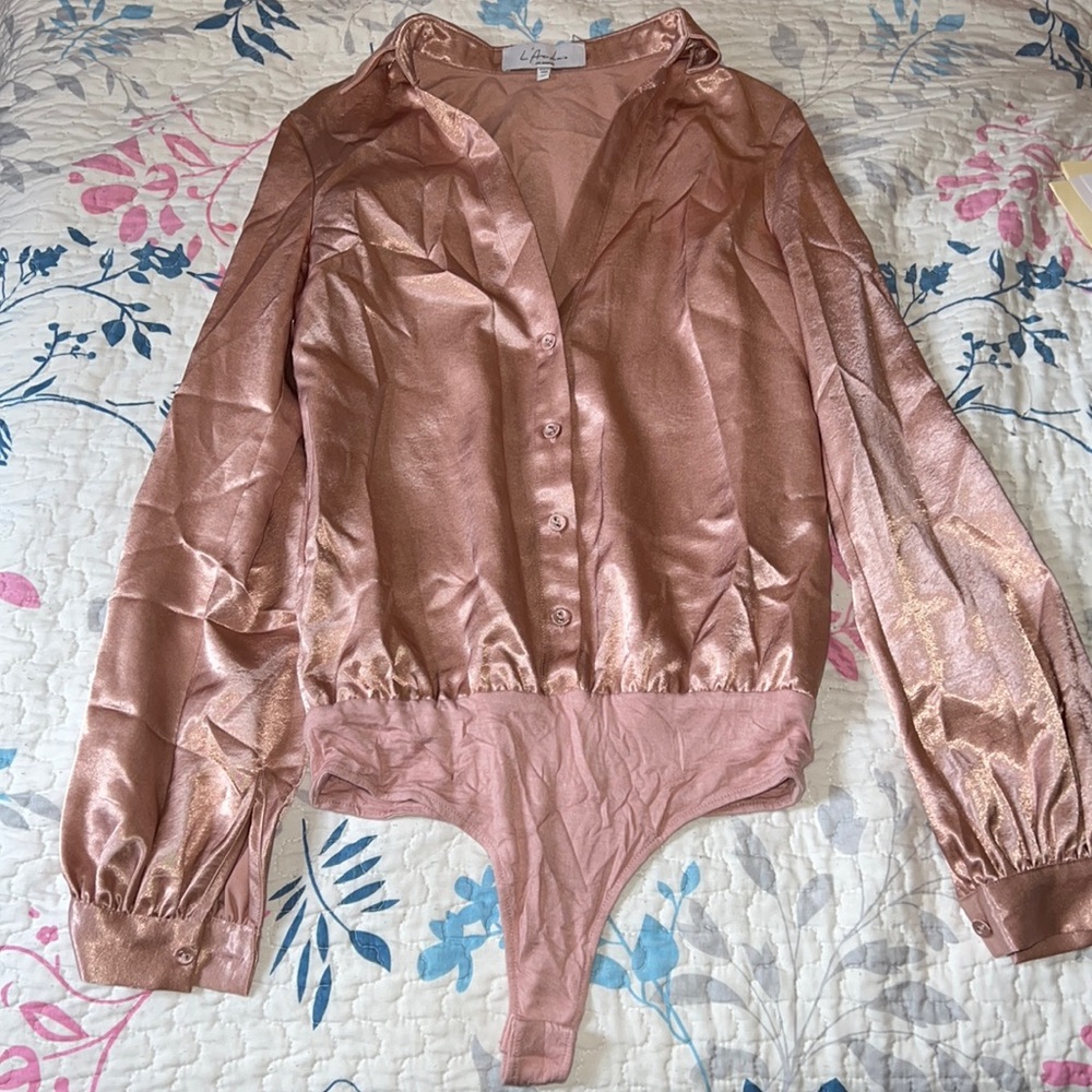 Blouse bodysuit